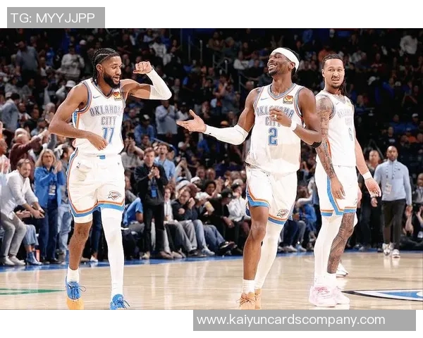 霍华德建议湖人留住卡鲁索和波普并签回考辛斯以增强夺冠实力